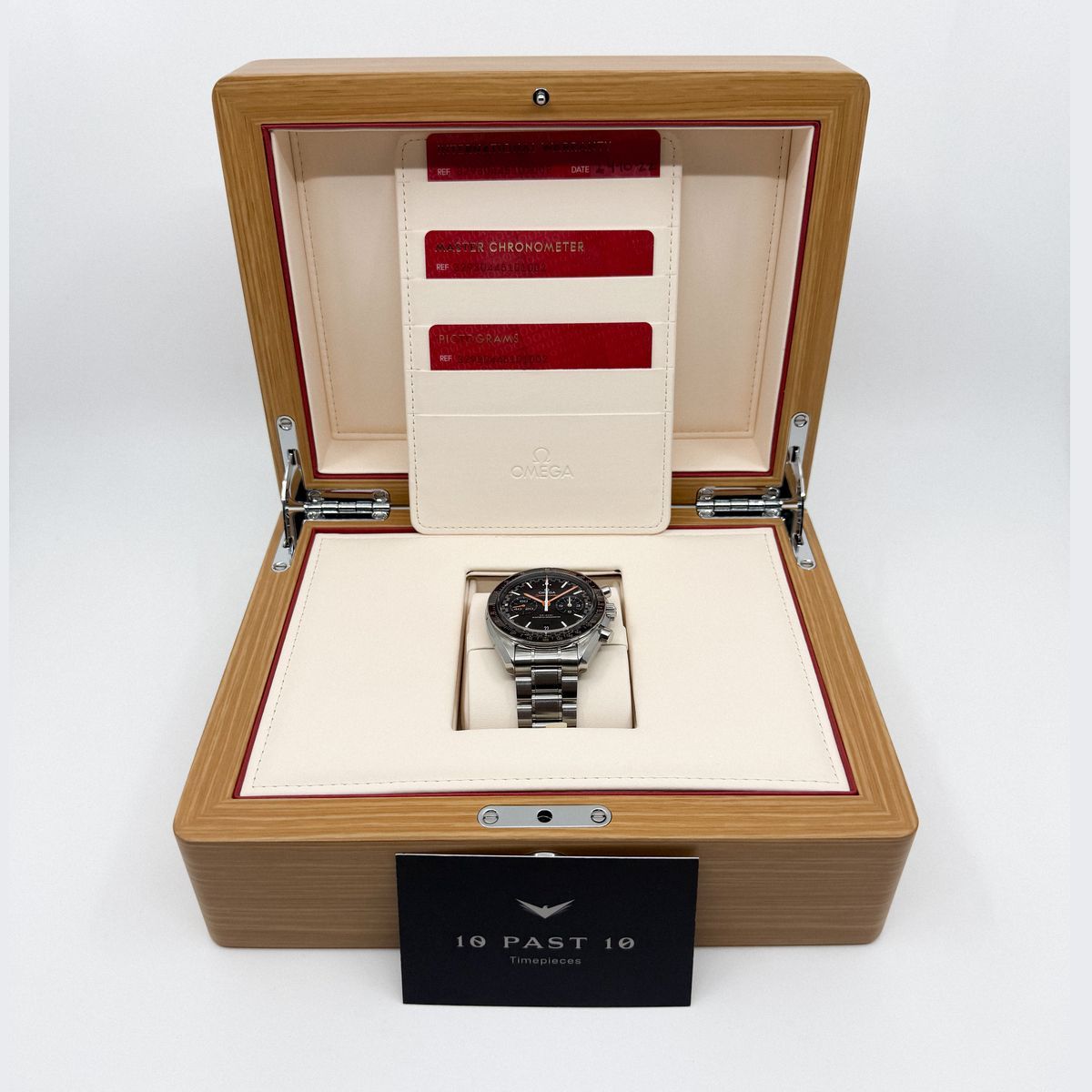 Omega Speedmaster Racing (2022)