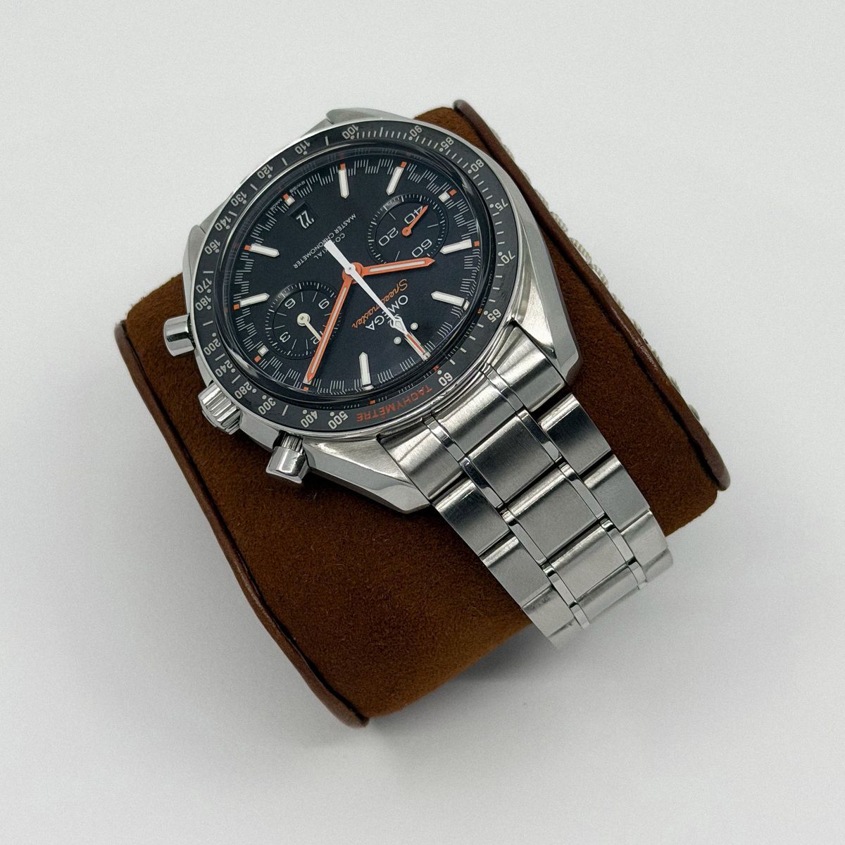 Omega Speedmaster Racing (2022)