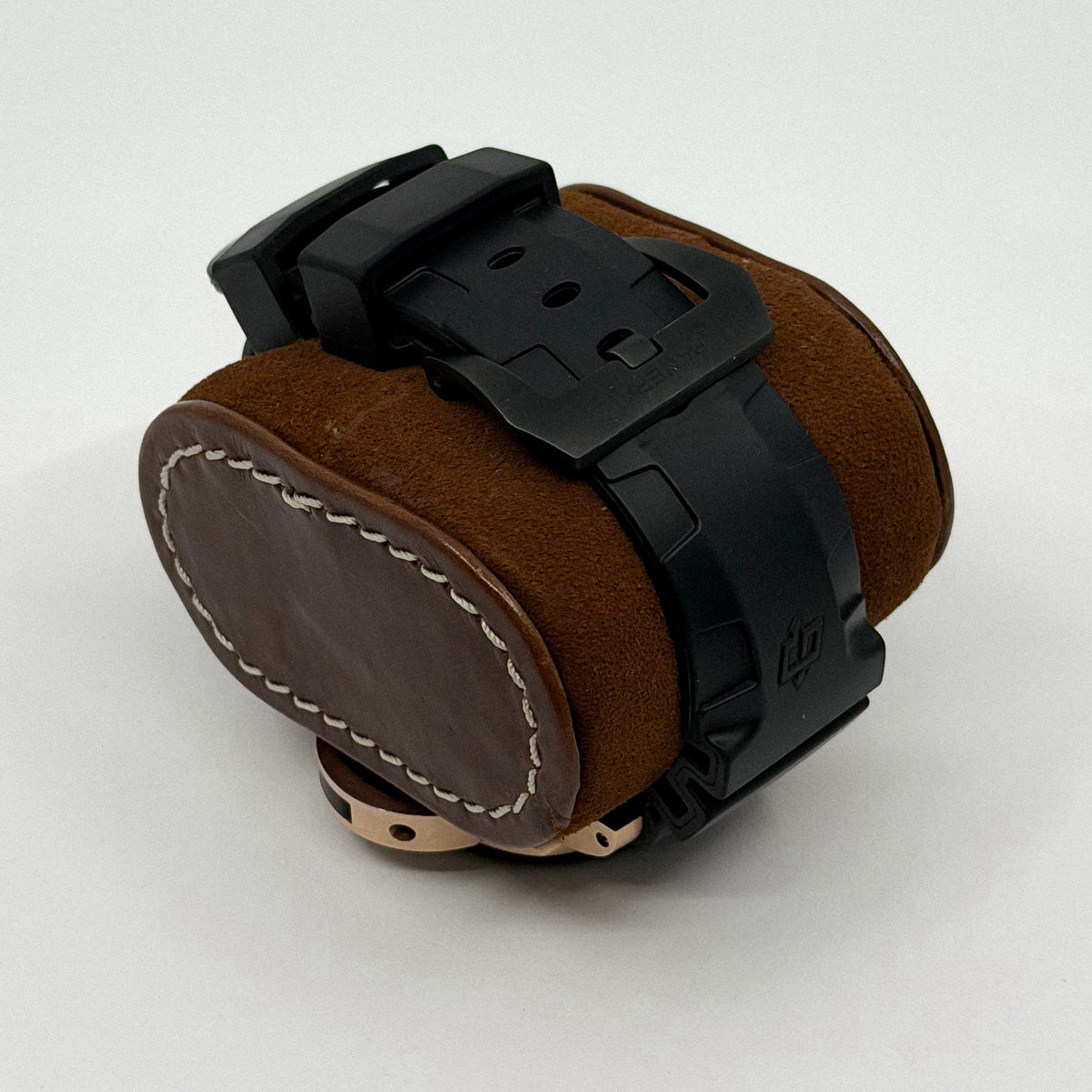 Panerai Submersible Goldtech OroCarbo PAM 1070 (2021)
