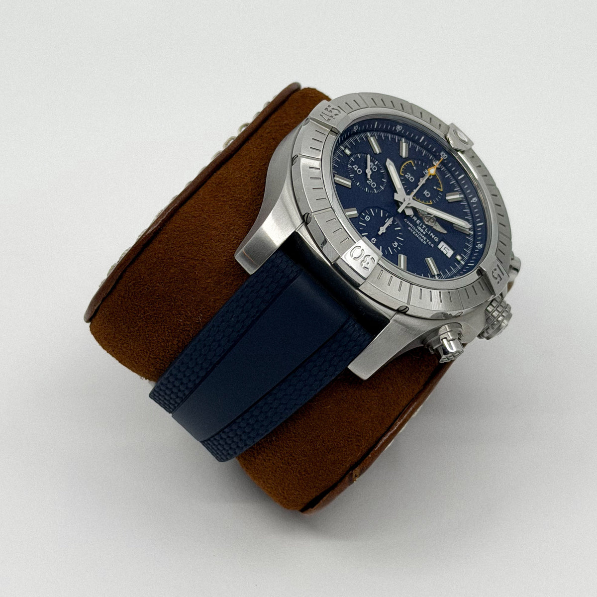 Breitling Avenger Chronograph 45 Blue Dial (2024)
