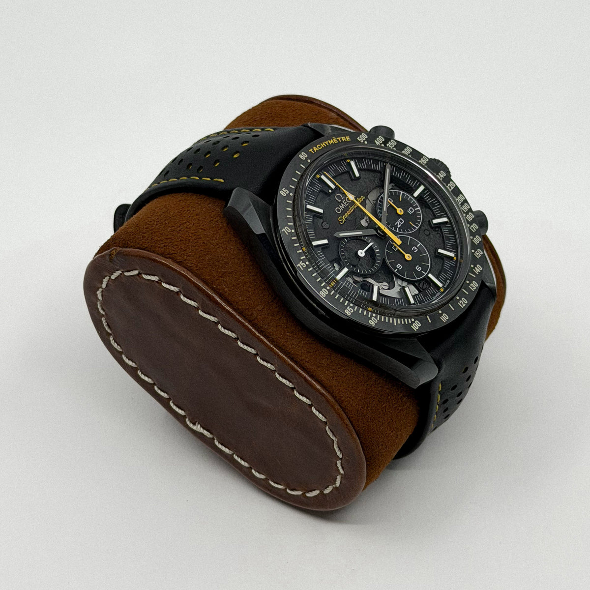 Omega Speedmaster Dark Side of the Moon (2020)