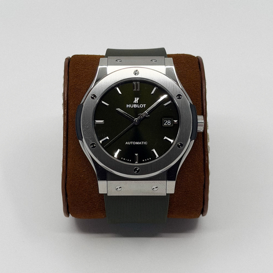 Hublot Classic Fusion Titanium Green 45 (2026 BNIB)