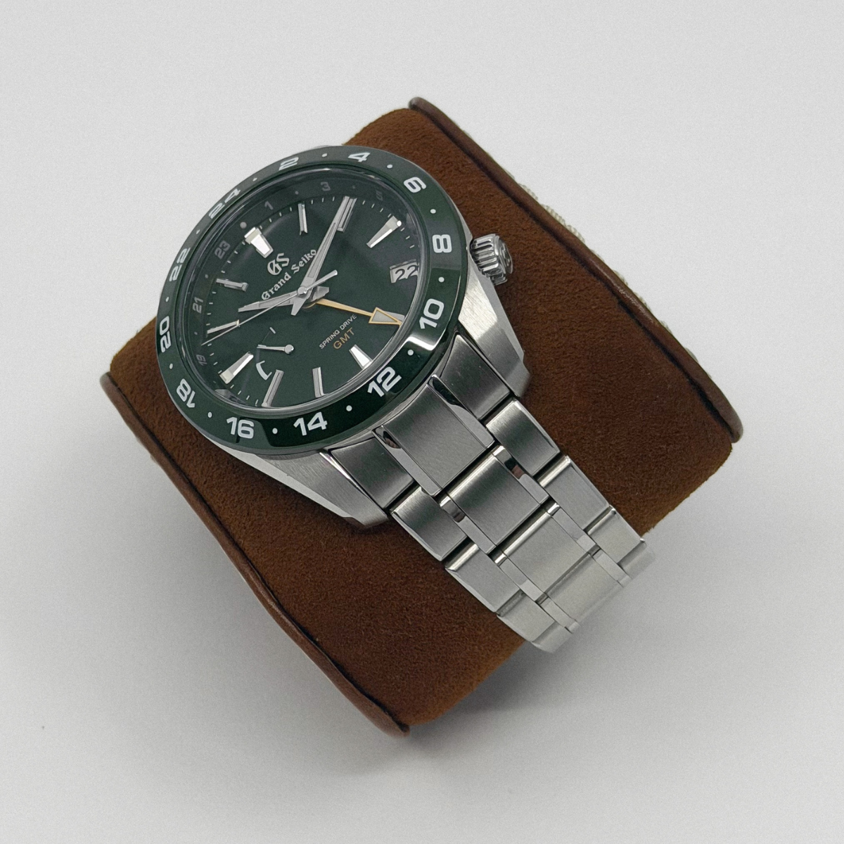 Grand Seiko Spring Drive Sport Collection GMT Green SBGE257 (2021)