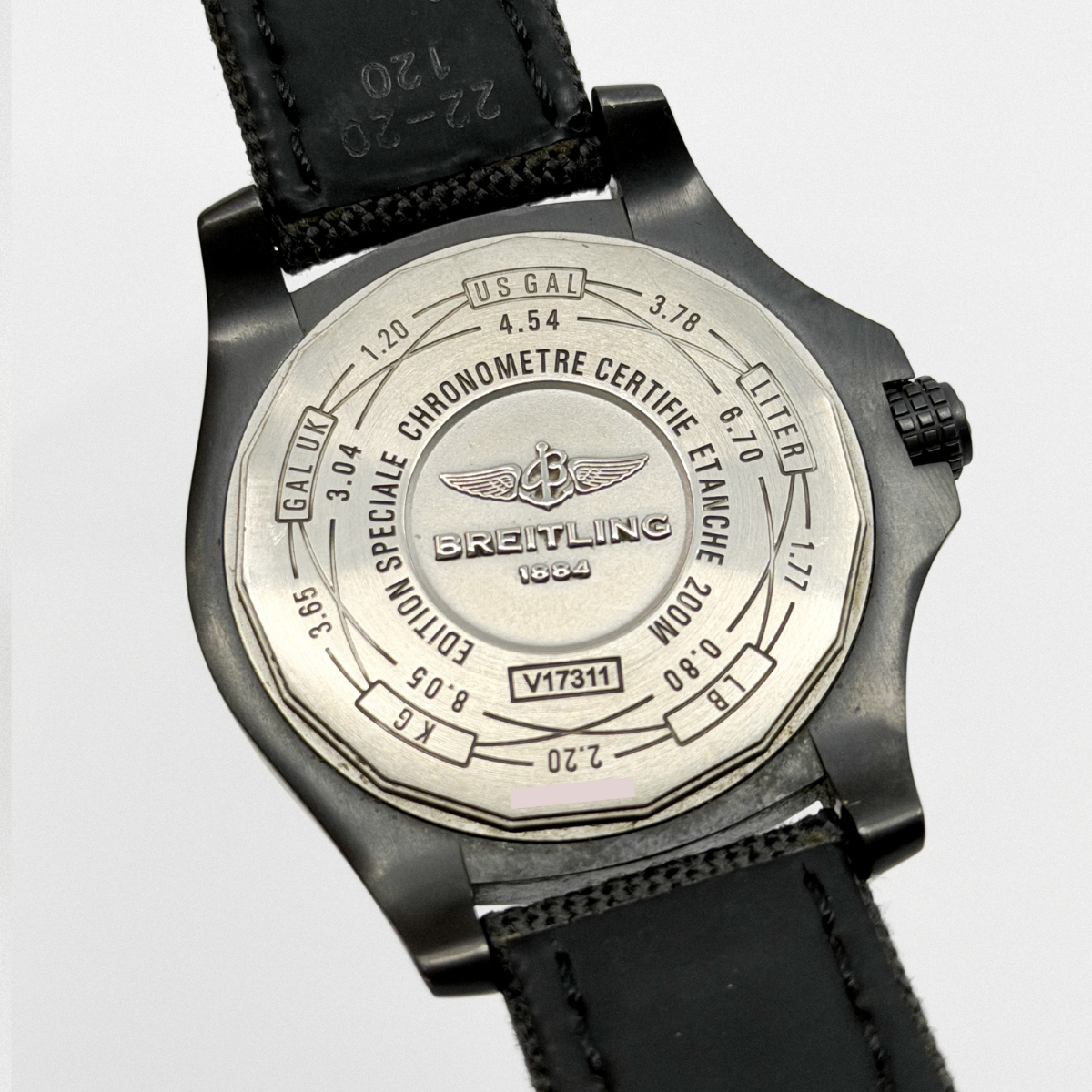 Breitling Avenger Blackbird 44 (2018)