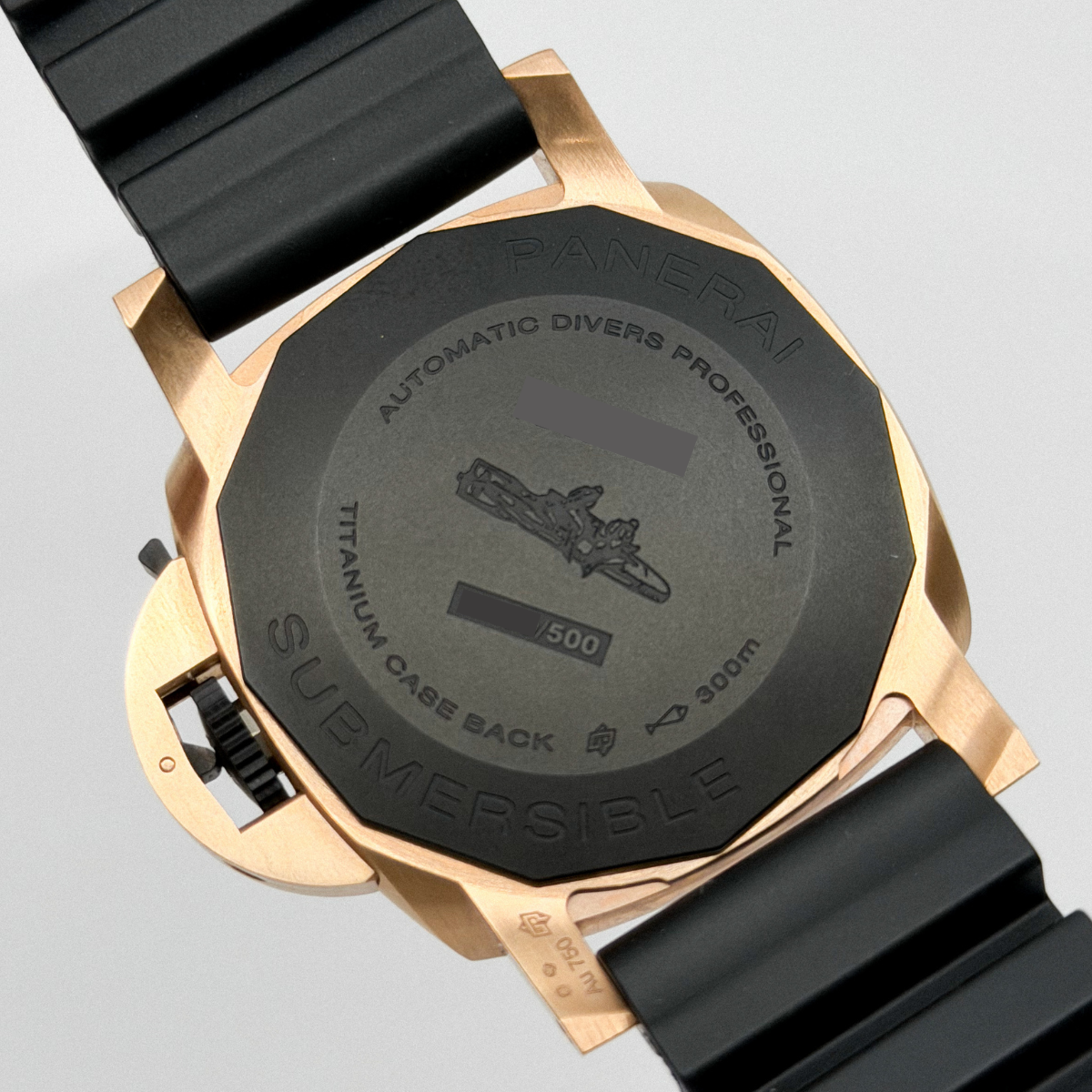 Panerai Submersible Goldtech OroCarbo PAM 1070 (2021)